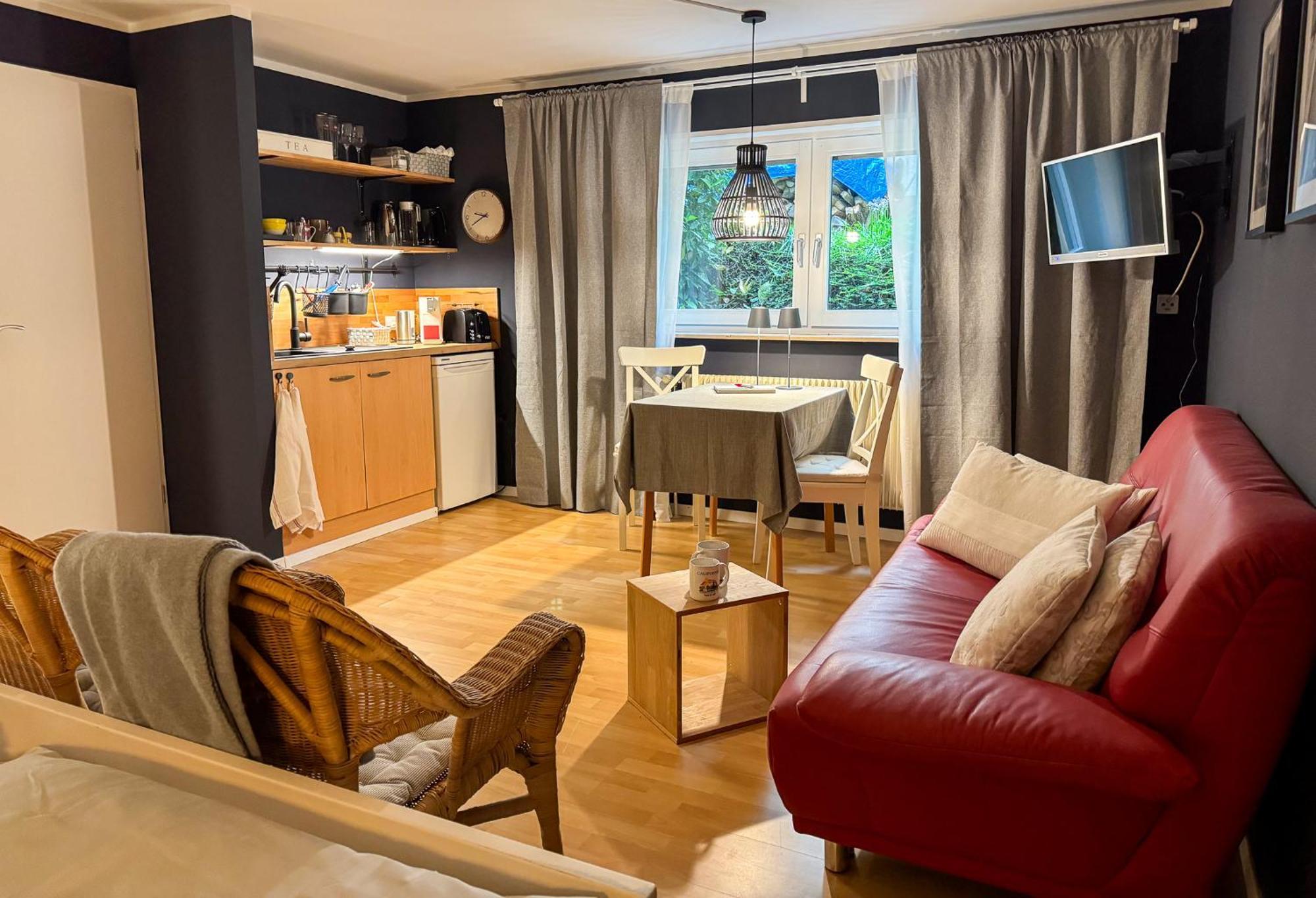 Apartment Parkplatz Garten Rad-Garage Фрайбург Екстериор снимка